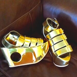 Brand new platform sandals